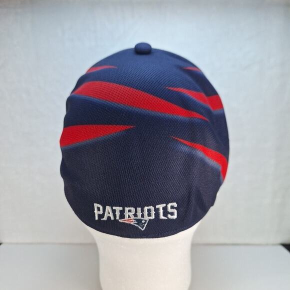 New England Patriots NFL Team Apparel Stretch Fit Hat Cap '47 Blue Red OSFA - Picture 4 of 7